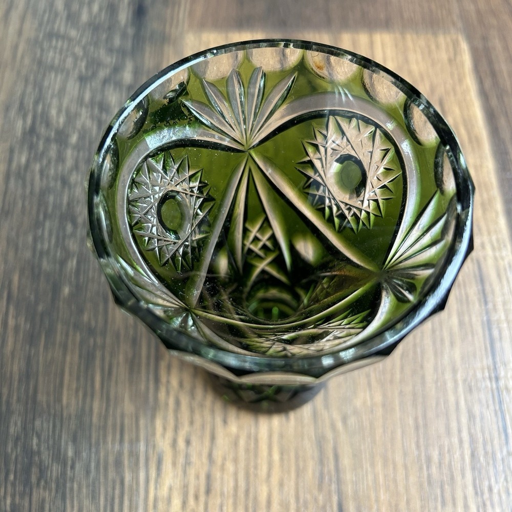 Vintage 5" Emerald Green Cut-to-Clear Lead Crystal Bud Vase Bohemian Style - Picture 8 of 10